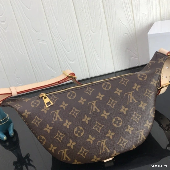 WIS Bumbag Vuitton Louis 0115